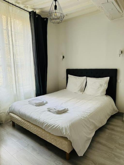 Appartement Spacieux De Charme En Hyper-Centre Caen Exteriör bild