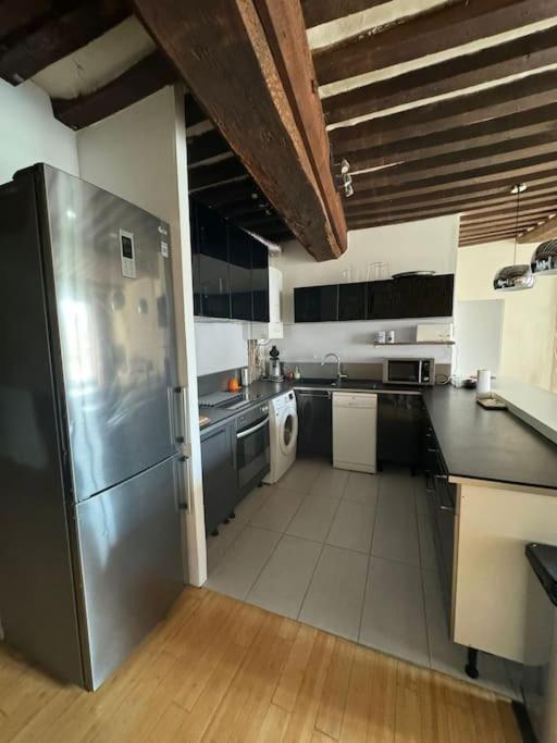 Appartement Spacieux De Charme En Hyper-Centre Caen Exteriör bild