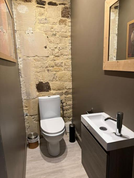 Appartement Spacieux De Charme En Hyper-Centre Caen Exteriör bild